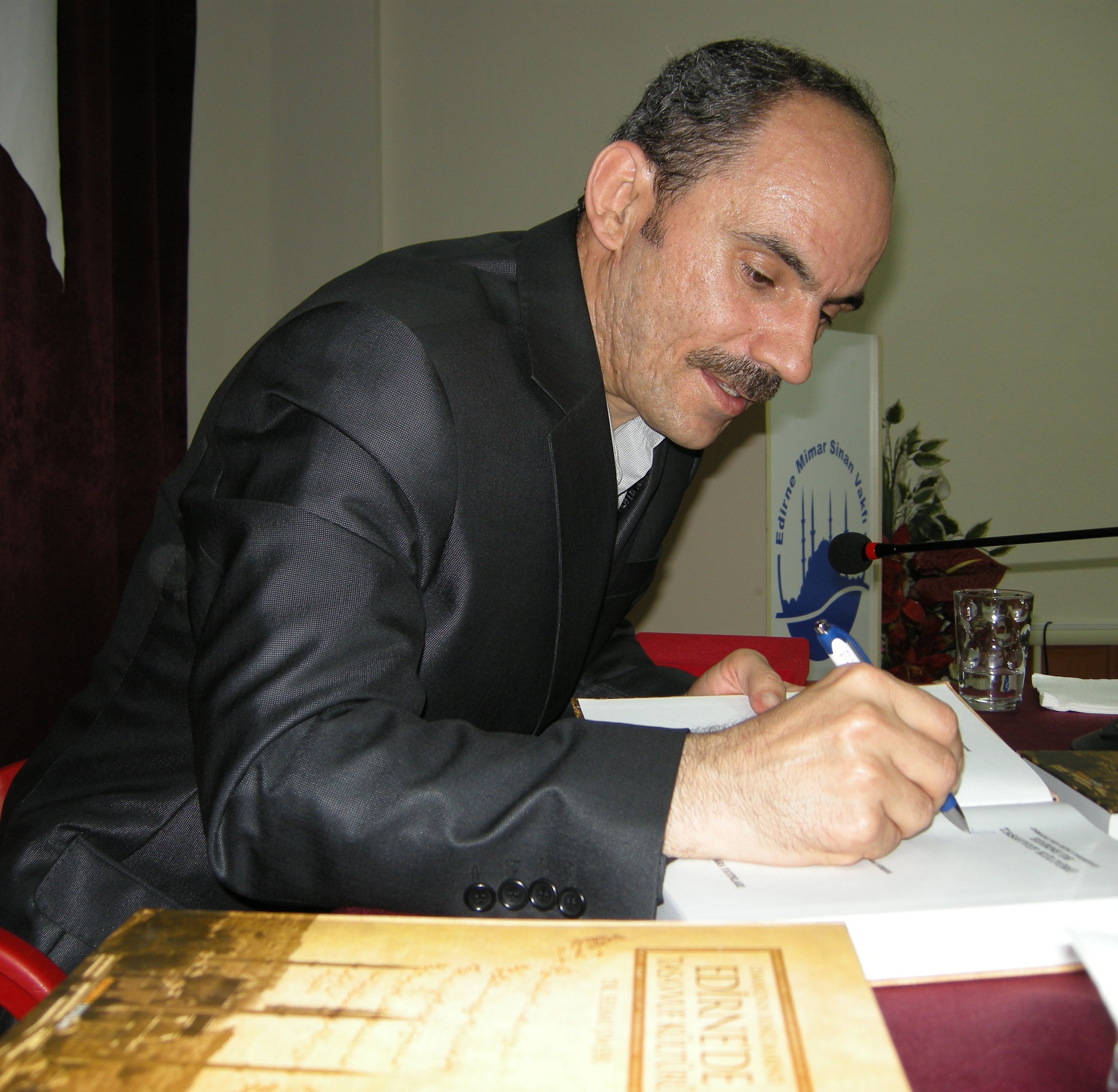 Vakıf sohbet programı